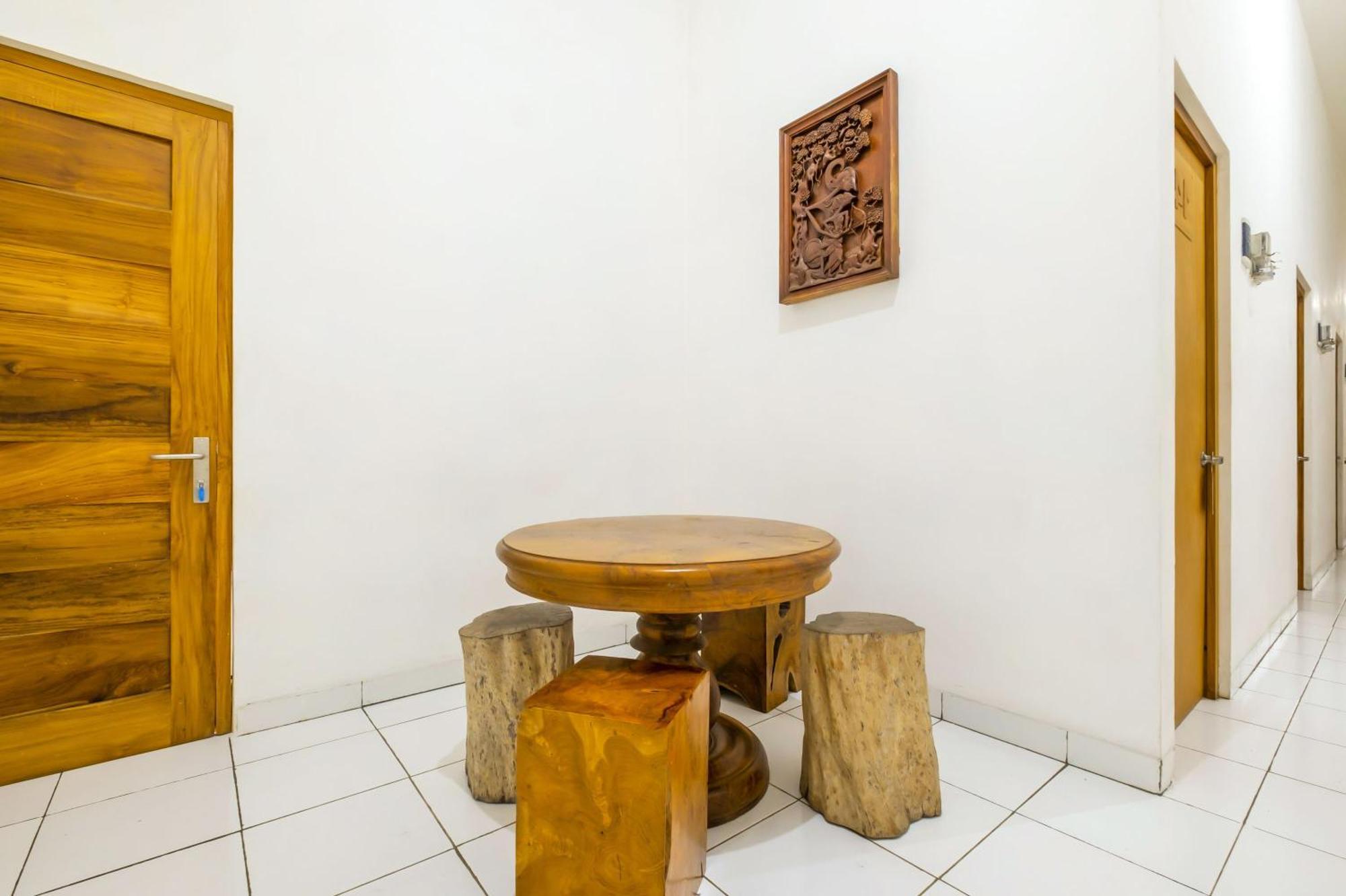 Hotel O Syariah Tasikmalaya Near Universitas Siliwangi Formerly Siliwangi Guest House Экстерьер фото